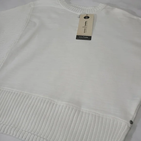 Neon Buddha South Beach Asymmetric Sweater‎ Size Med NWT